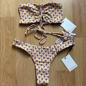 Acacia Swimwear lumahai Top oslo bottom in Goldie size S bikini set